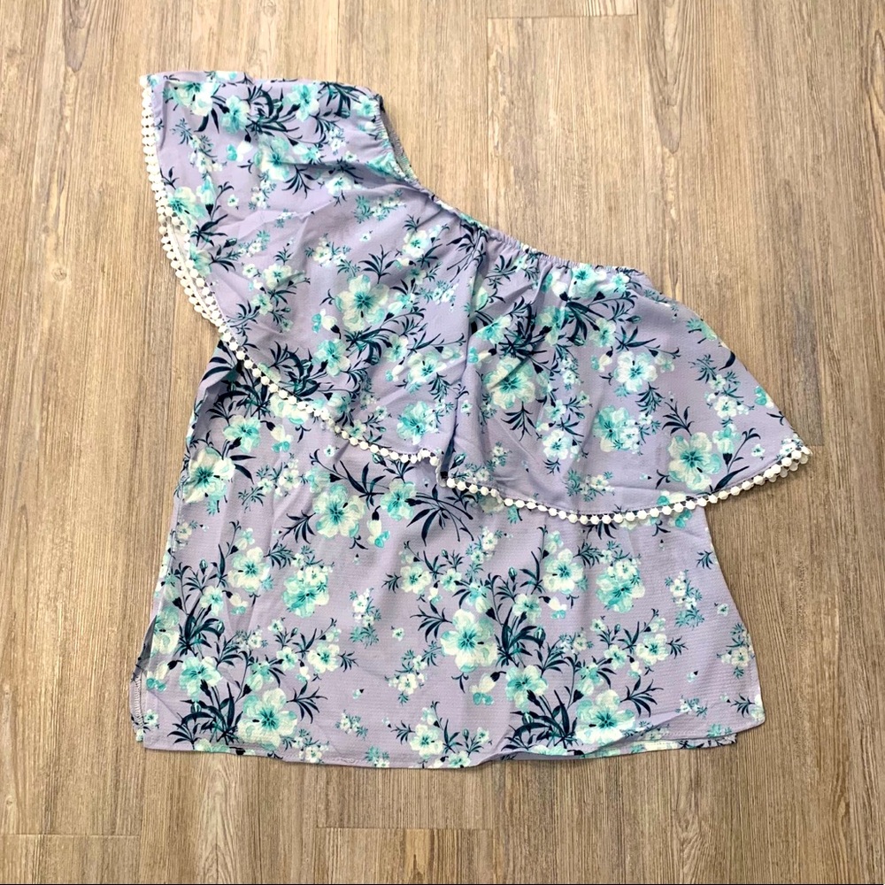 Asymmetrical floral top
